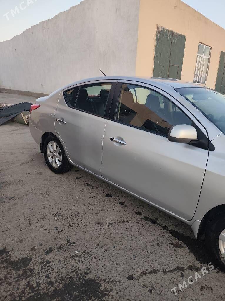 Nissan Versa 2012 - 130 000 TMT - Dänew - img 4