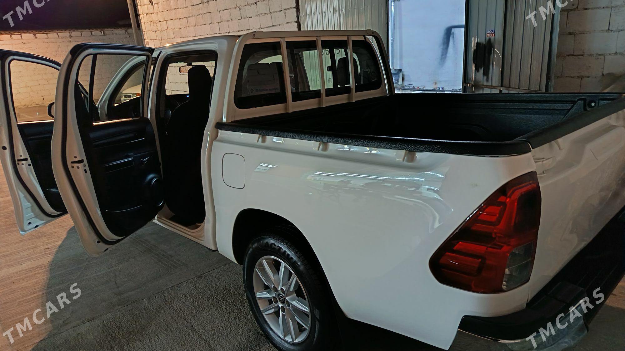 Toyota Hilux 2021 - 358 000 TMT - Балканабат - img 5