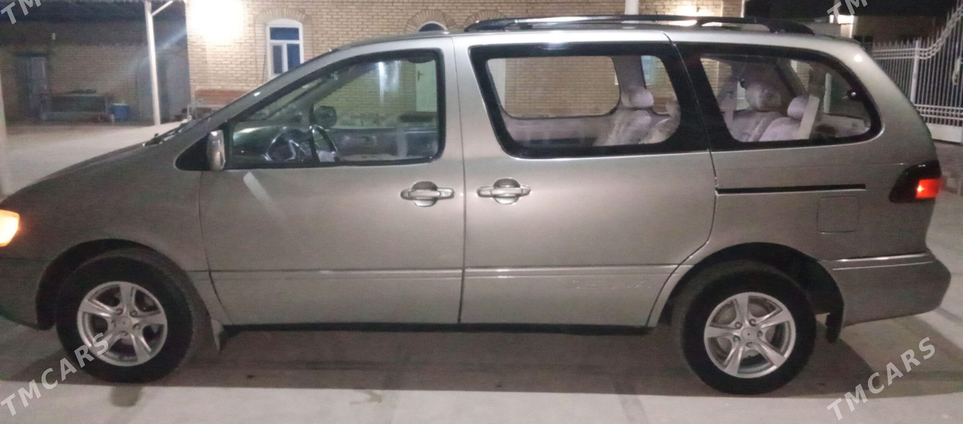 Toyota Sienna 1999 - 130 000 TMT - Сакарчага - img 5