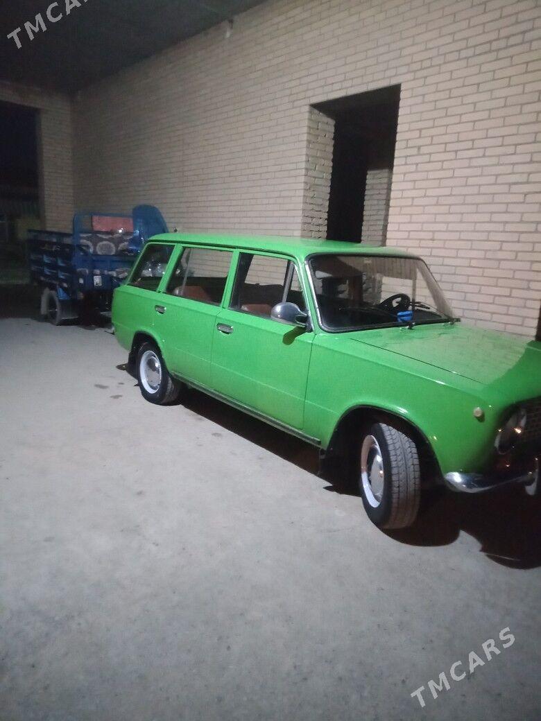 Lada 2102 1981 - 30 000 TMT - Чарджоу - img 1