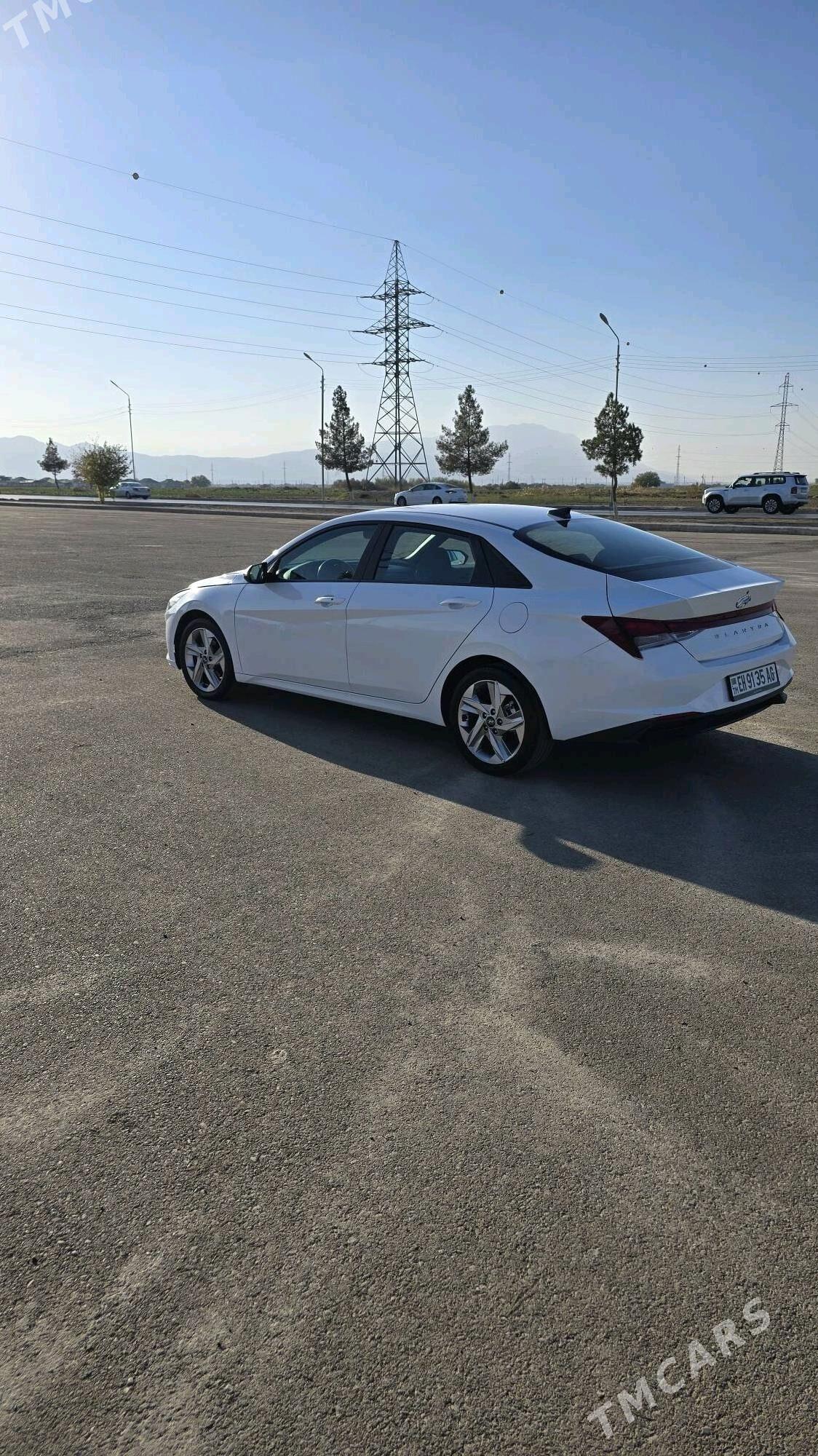 Hyundai Elantra 2023 - 235 000 TMT - Ашхабад - img 3