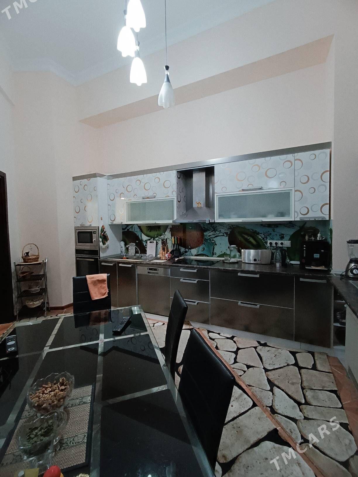 ЭЛИТ! 3 КОМ-170м²,5ЭТ - Podwoýski köç. (Bitarap Türkmenistan şaýoly) - img 6