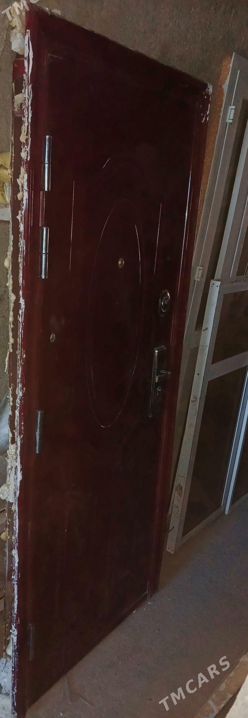 Demir plastyk Gapy - Туркменбаши - img 2