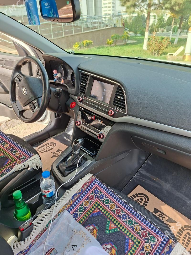 Hyundai Elantra 2017 - 205 000 TMT - ул. Московская (10 йыл абаданчылык ш.) - img 6