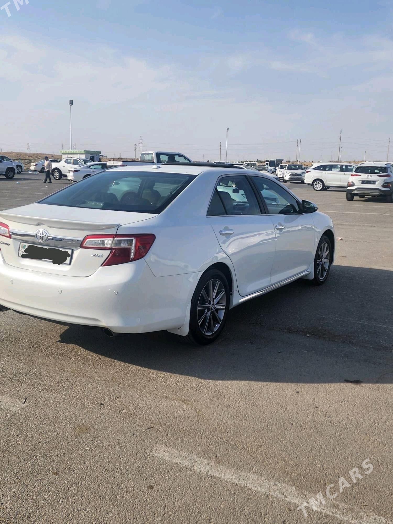 Toyota Camry 2011 - 230 000 TMT - Bedew - img 6