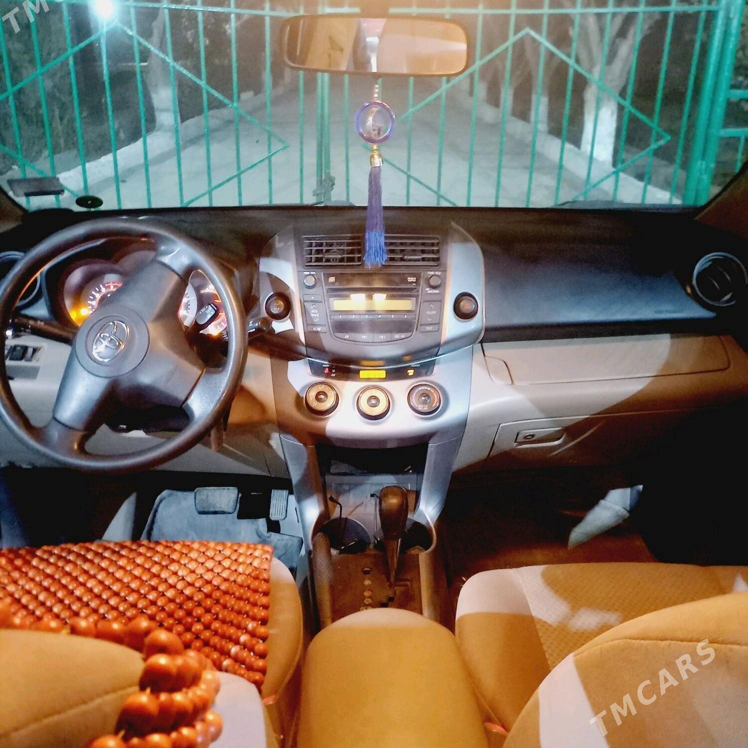 Toyota RAV4 2006 - 140 000 TMT - Шабатский этрап - img 3