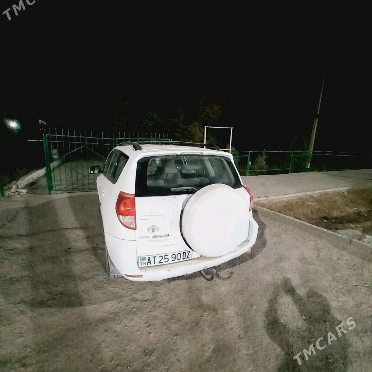 Toyota RAV4 2006 - 140 000 TMT - Шабатский этрап - img 4