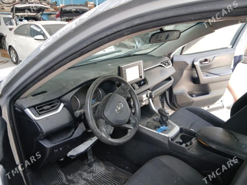 Toyota RAV4 2020 - 258 000 TMT - Balkanabat - img 3