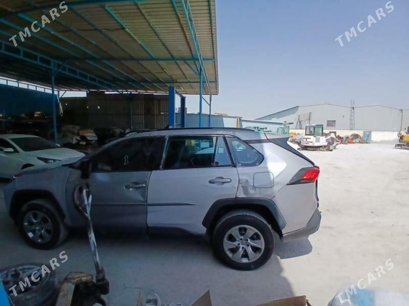 Toyota RAV4 2020 - 258 000 TMT - Balkanabat - img 2