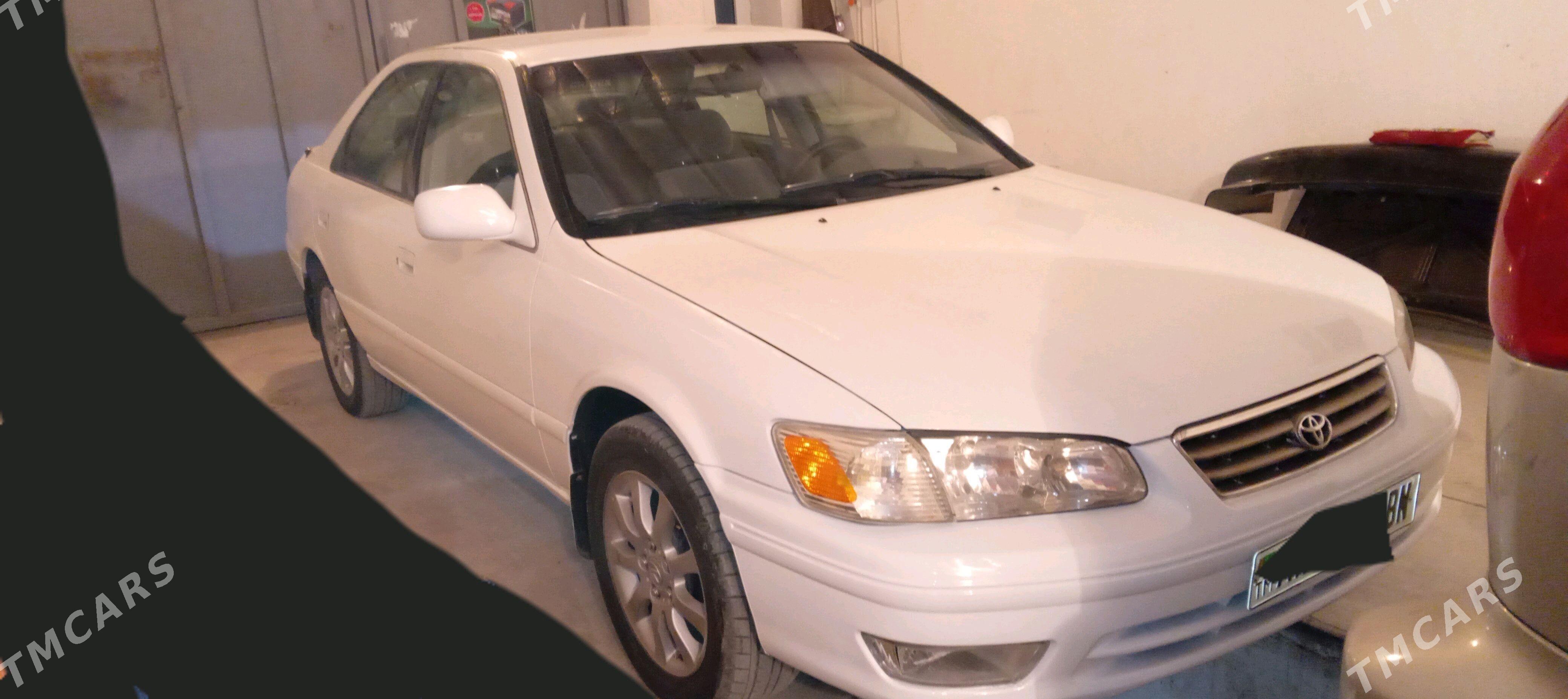 Toyota Camry 1999 - 134 000 TMT - Берекет - img 1