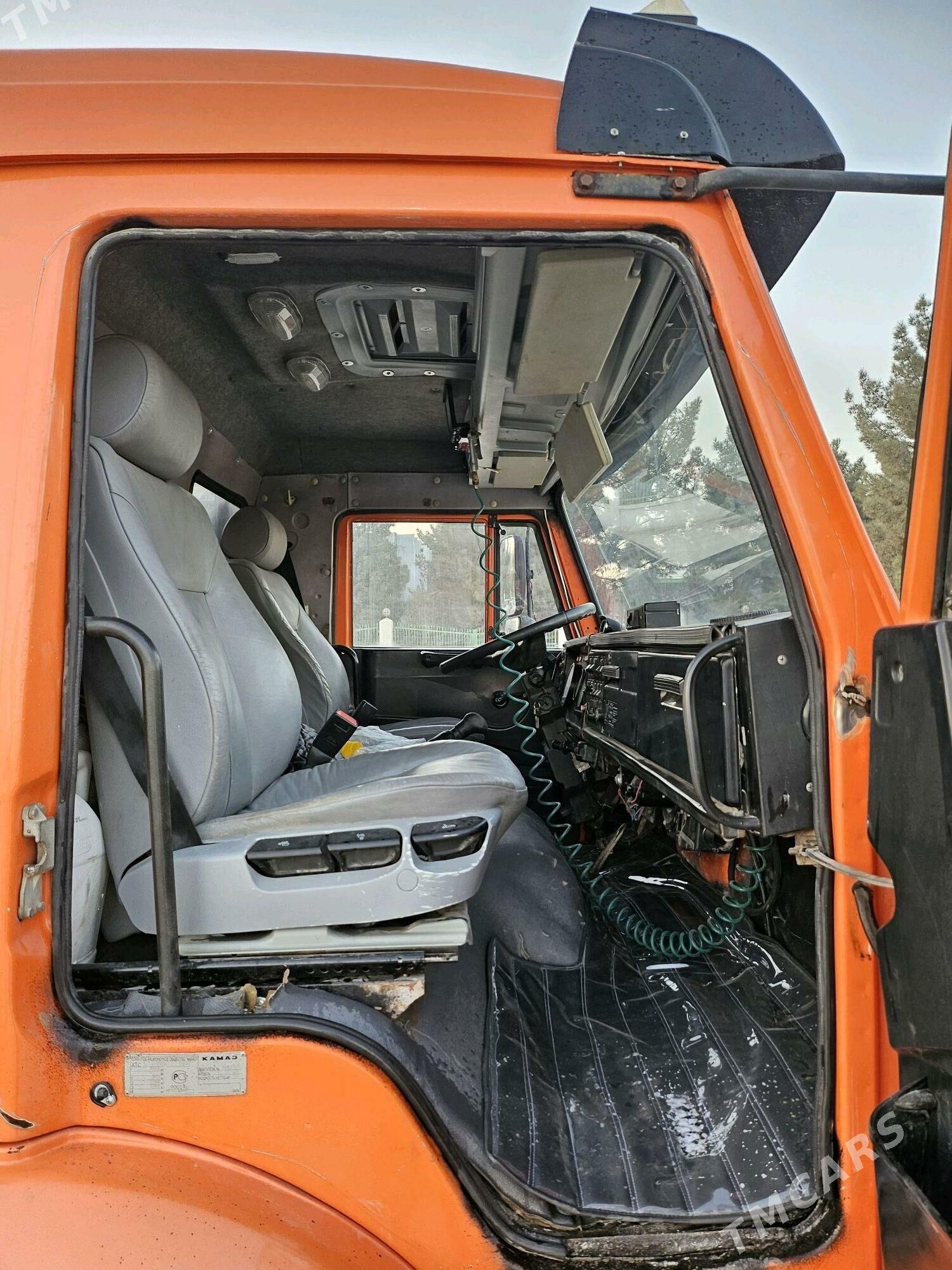 Kamaz 6520 2011 - 450 000 TMT - Gökdepe - img 4