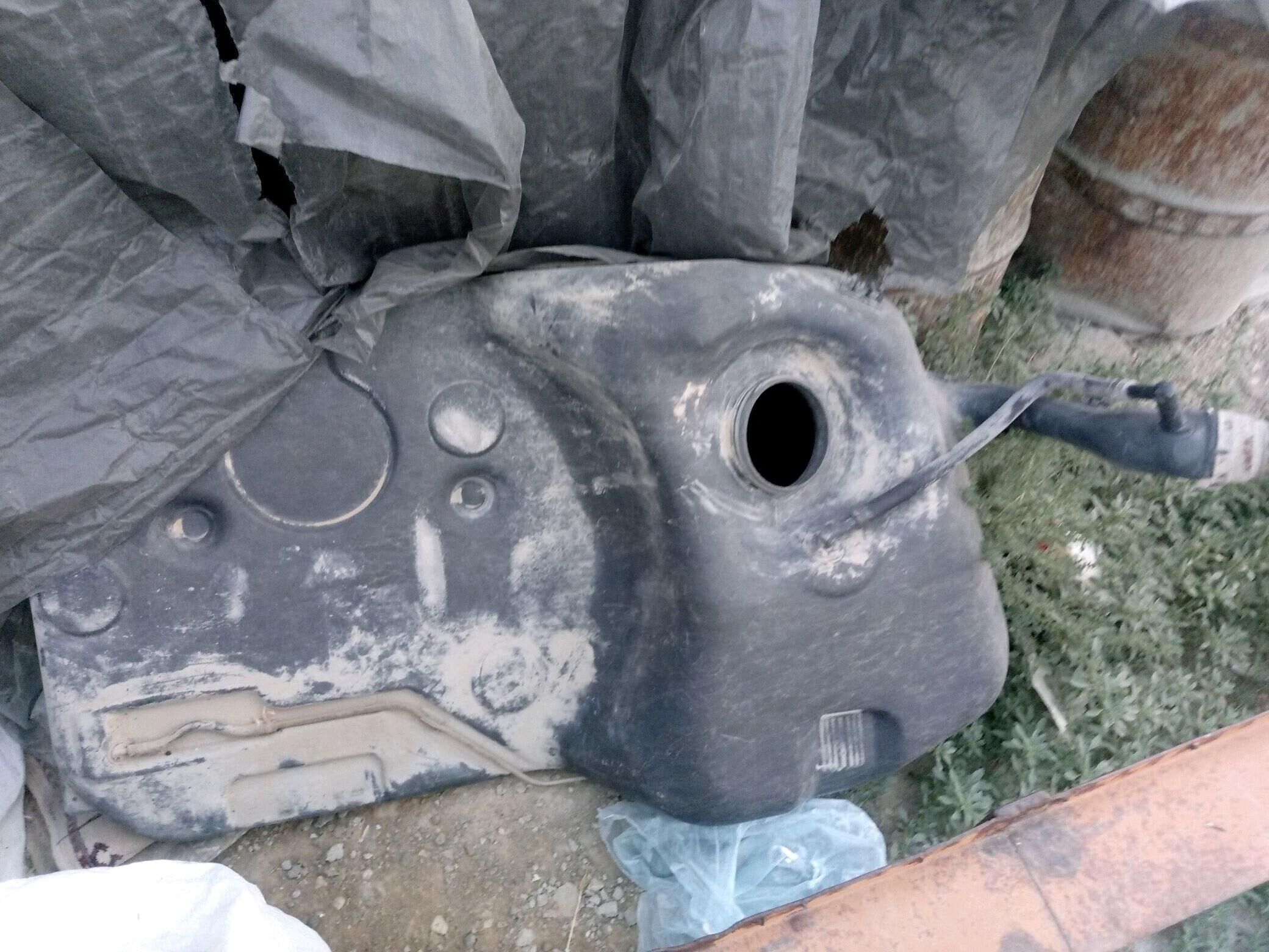 BENZIN BAK BMW 200 TMT - Balkanabat - img 2