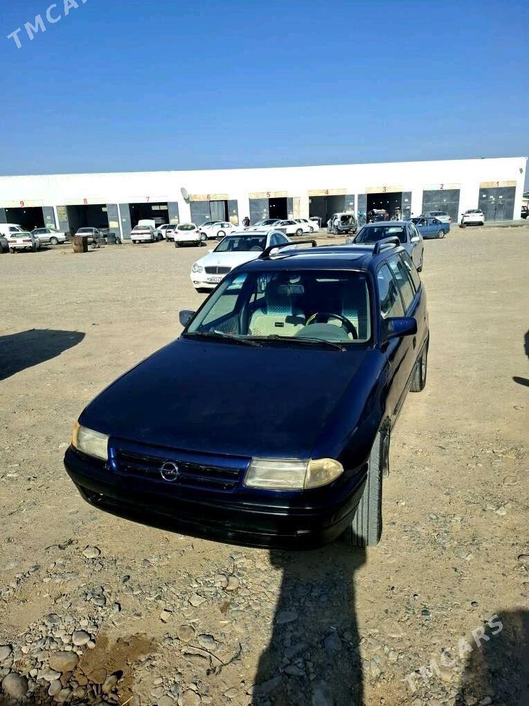 Opel Astra 1992 - 50 000 TMT - Mary - img 1