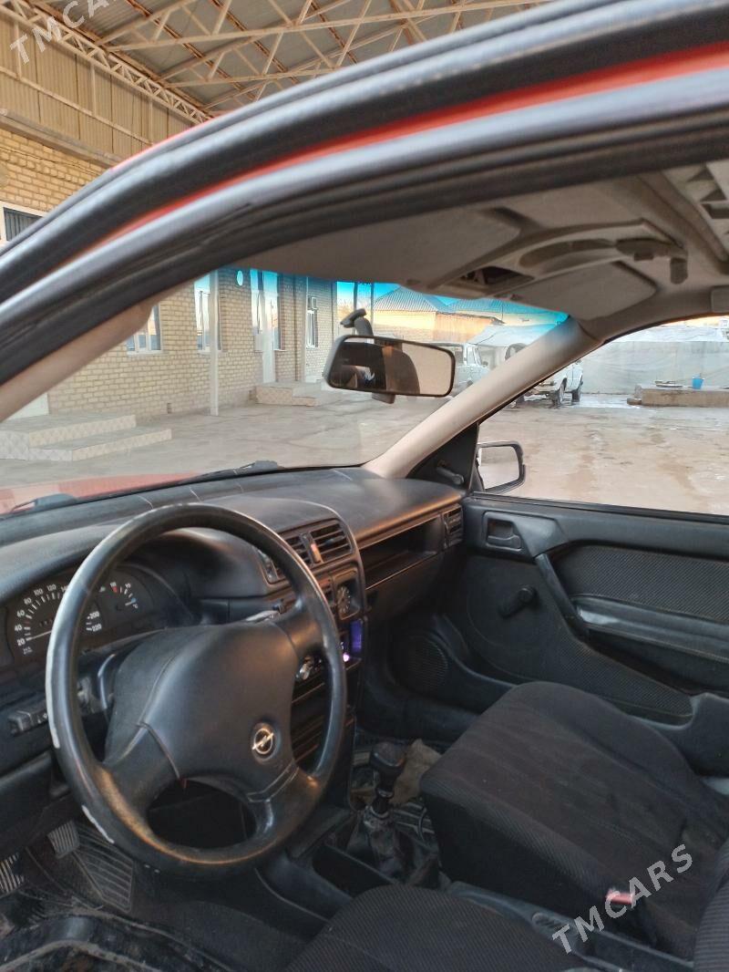 Opel Vectra 1992 - 24 000 TMT - Mary - img 6