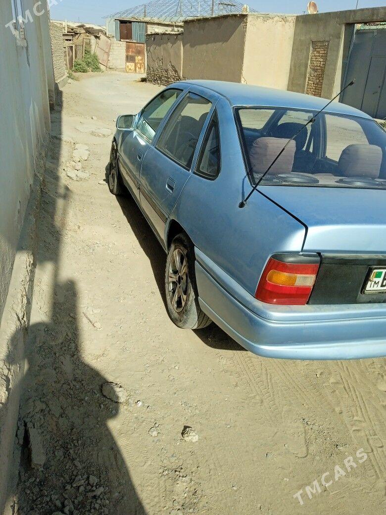 Opel Vectra 1991 - 30 000 TMT - Чарджоу - img 1