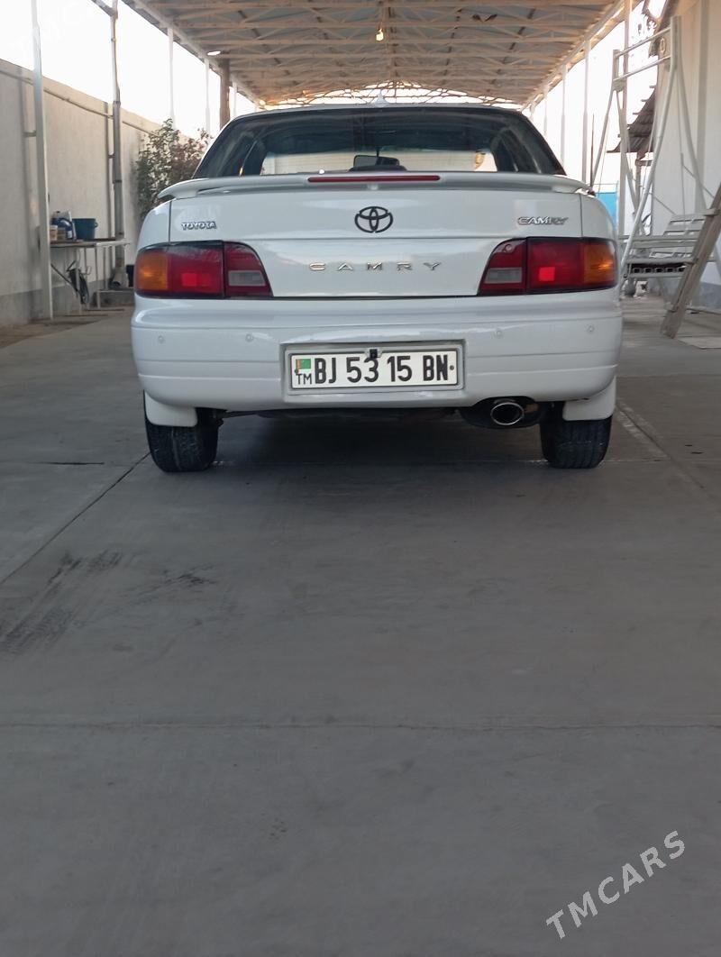 Toyota Camry 1993 - 100 000 TMT - Gyzylarbat - img 2