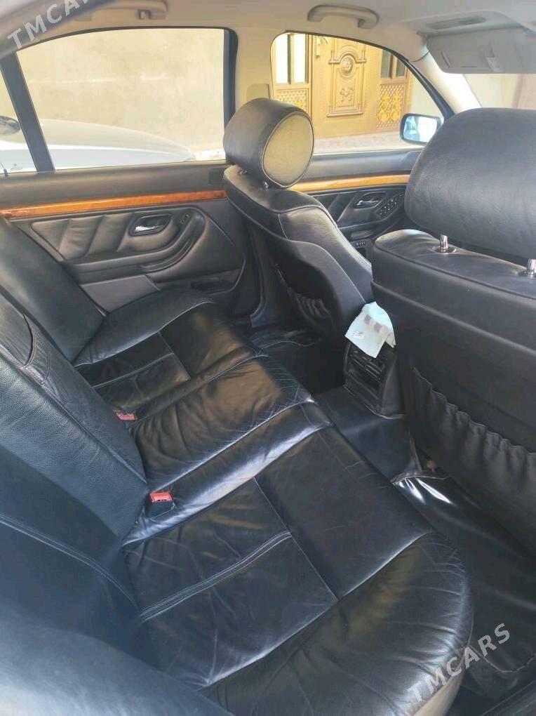 BMW 528 2001 - 110 000 TMT - Мары - img 4