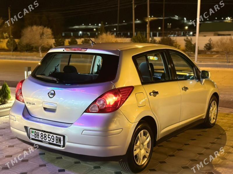 Nissan Versa 2010 - 120 000 TMT - Balkanabat - img 1