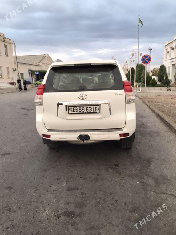 Toyota Land Cruiser Prado 2012 - 465 000 TMT - Türkmenabat - img 4