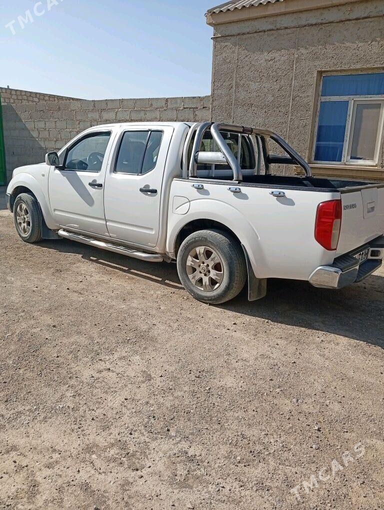 Nissan Navara 2009 - 110 000 TMT - Gumdag - img 2