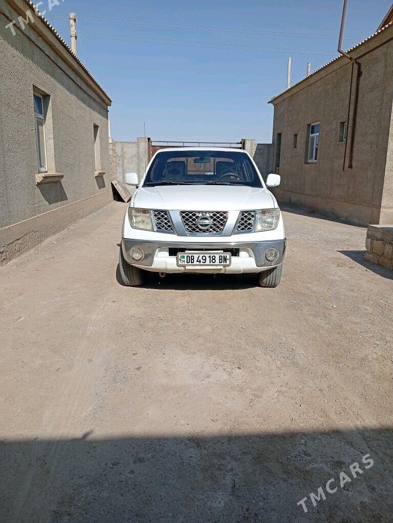 Nissan Navara 2009 - 110 000 TMT - Gumdag - img 4