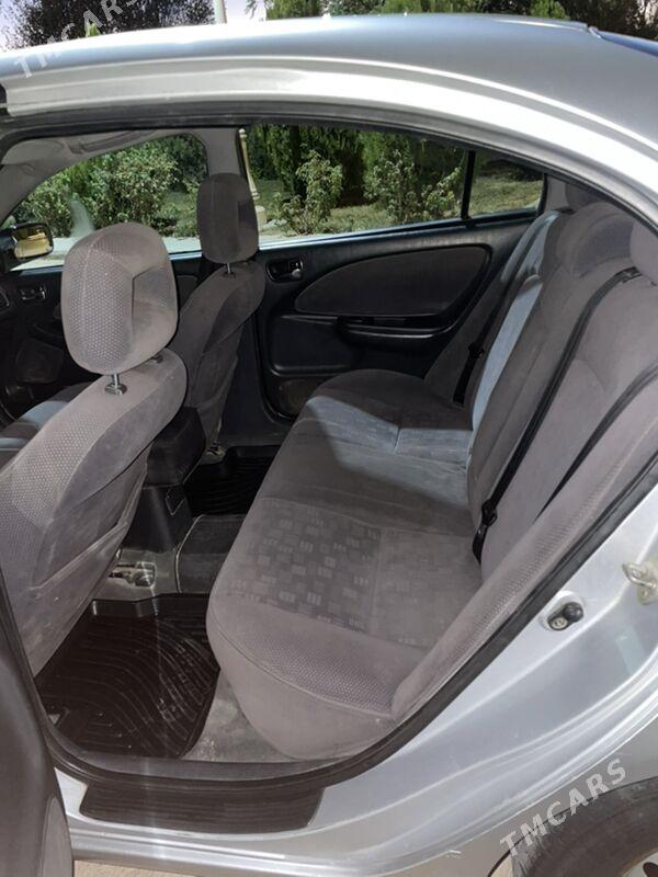 Toyota Avensis 2002 - 95 000 TMT - Дашогуз - img 2