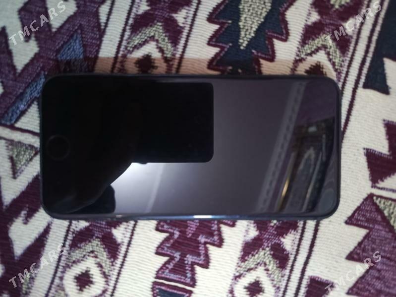 iphone 8 - Гызыларбат - img 1