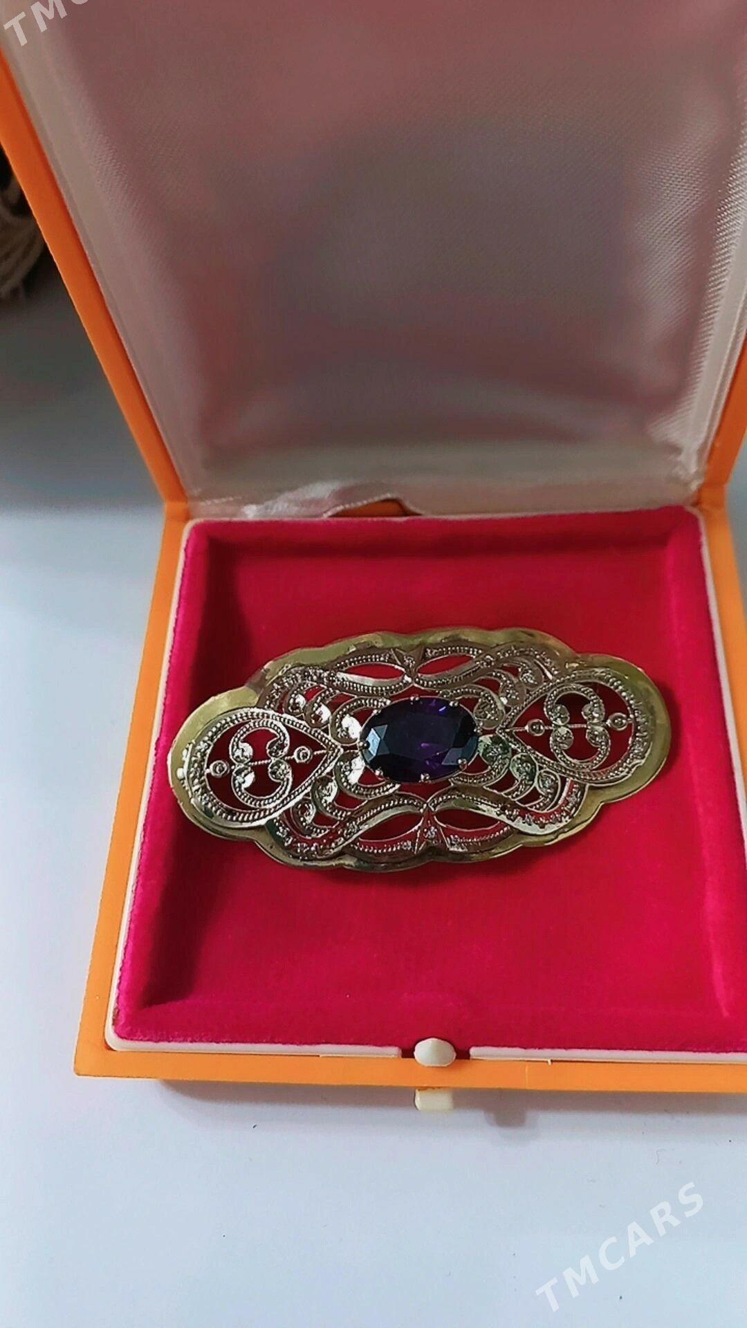 Gyzyl broṣka - Aşgabat - img 2