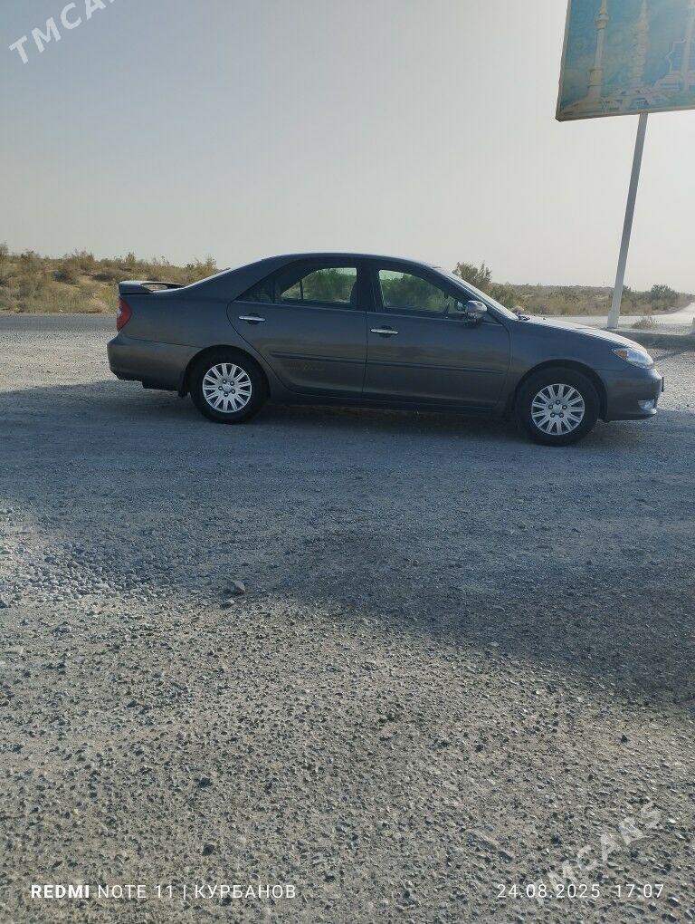 Toyota Camry 2002 - 165 000 TMT - Фарап - img 4