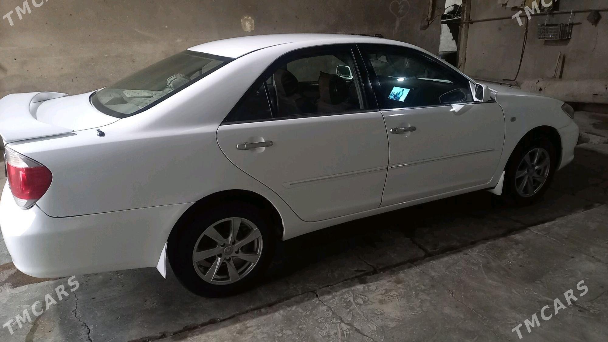 Toyota Camry 2003 - 160 000 TMT - Дашогуз - img 3