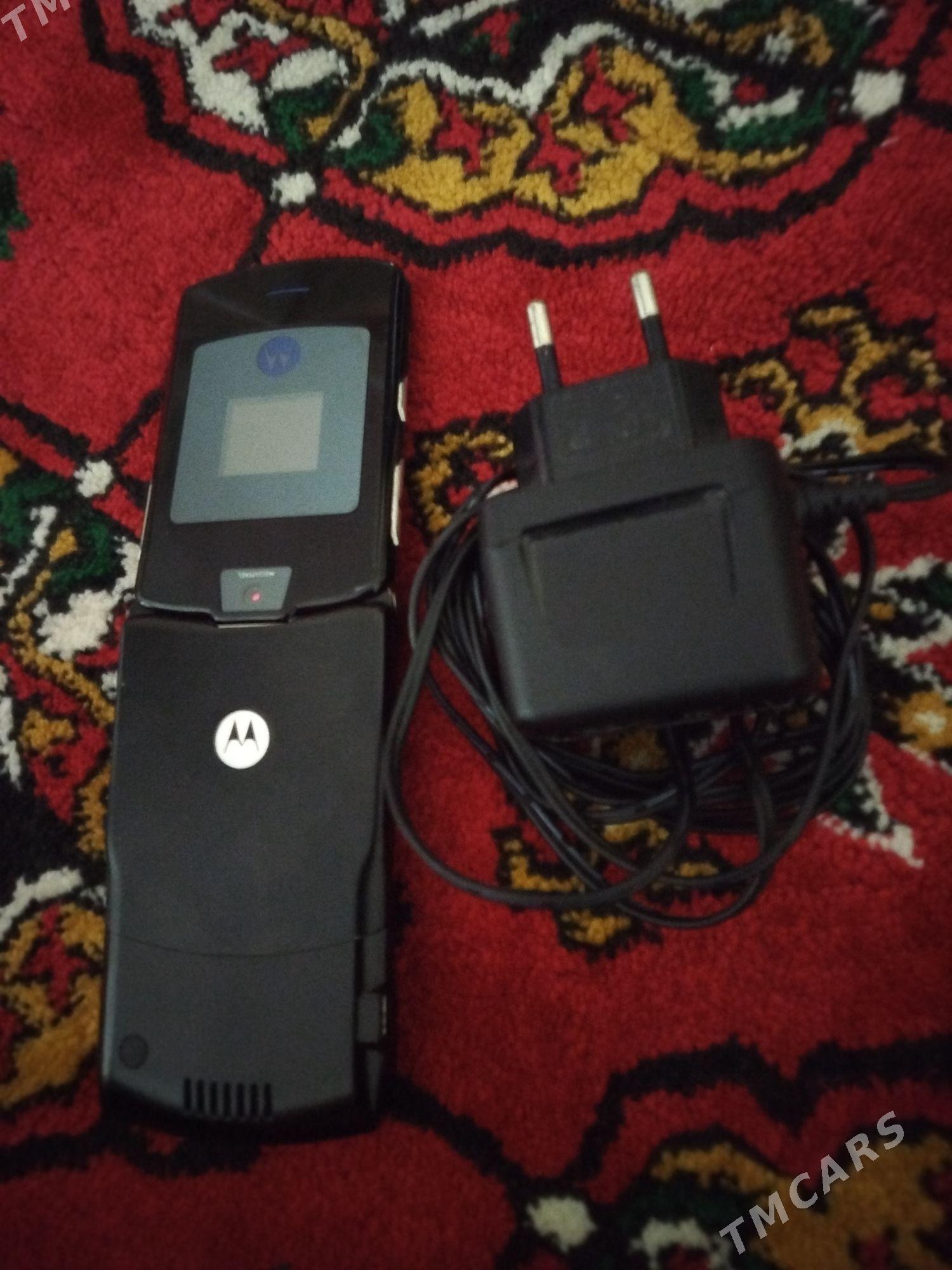 Motorola V3i - Arçabil şaýoly - img 2