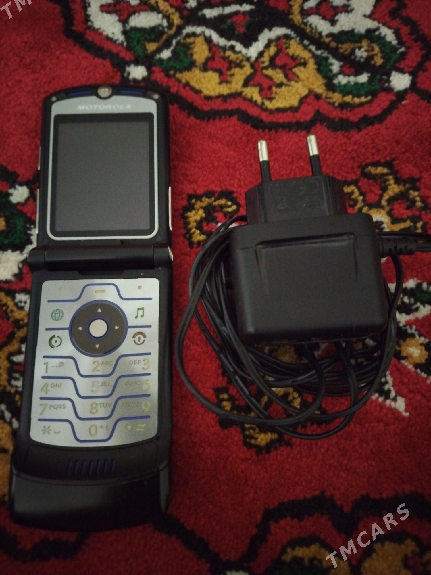 Motorola V3i - Arçabil şaýoly - img 1