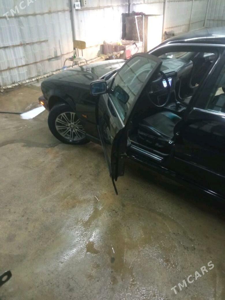 BMW 525 1991 - 70 000 TMT - Mary - img 1