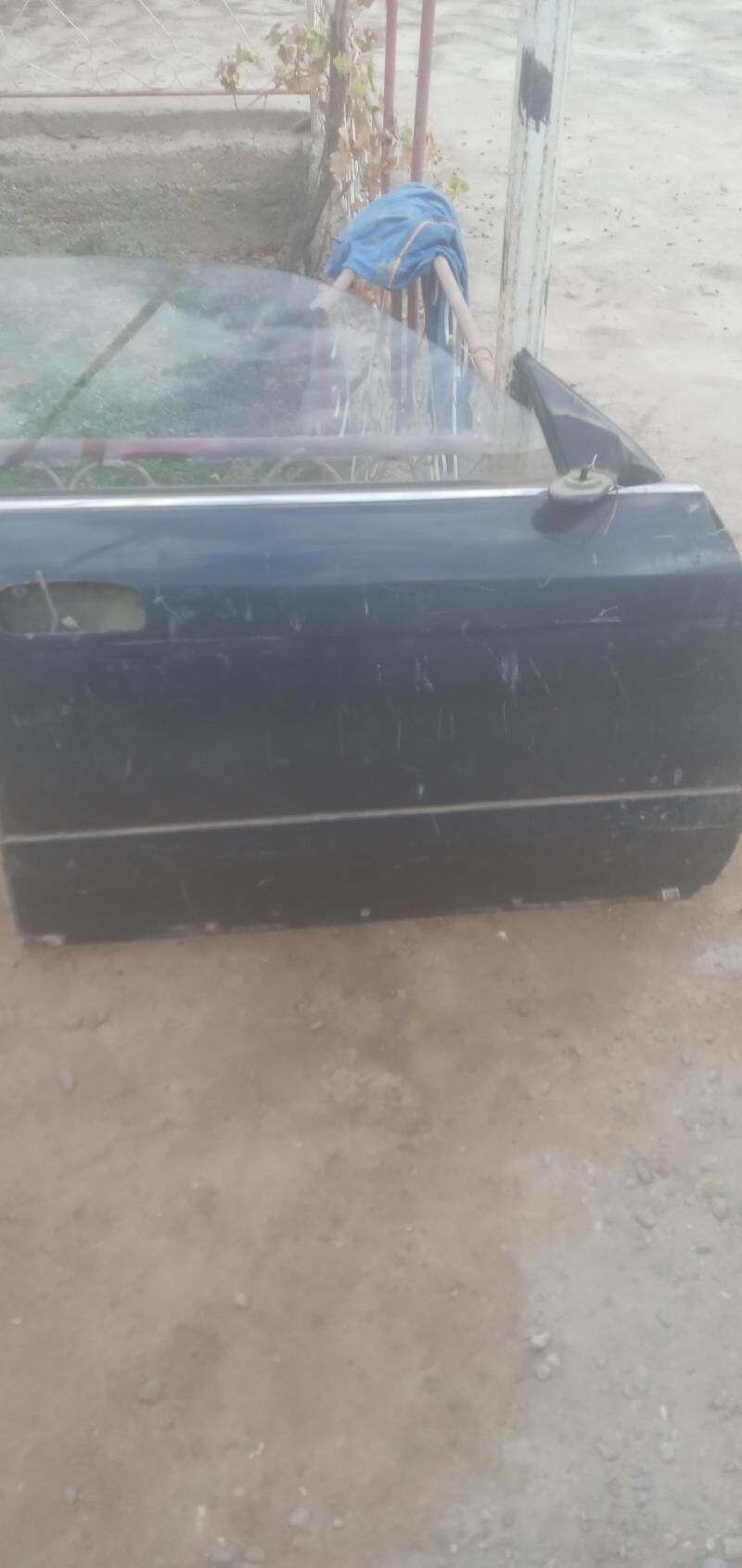 bir mark gapy ikisany vindom 450 TMT - Туркменабат - img 4