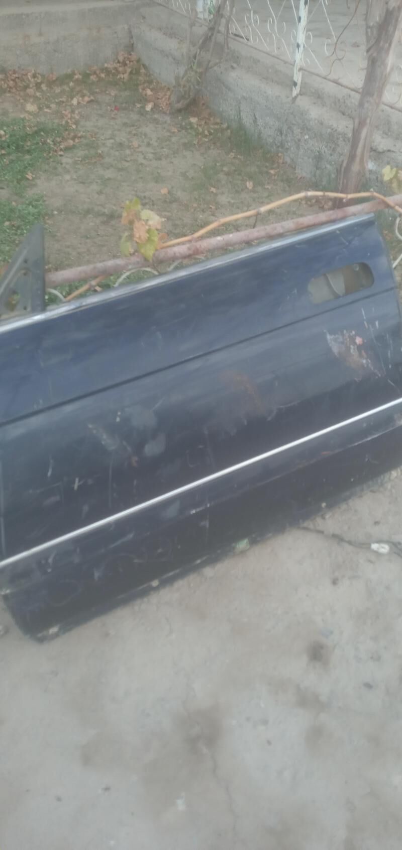 bir mark gapy ikisany vindom 450 TMT - Туркменабат - img 1