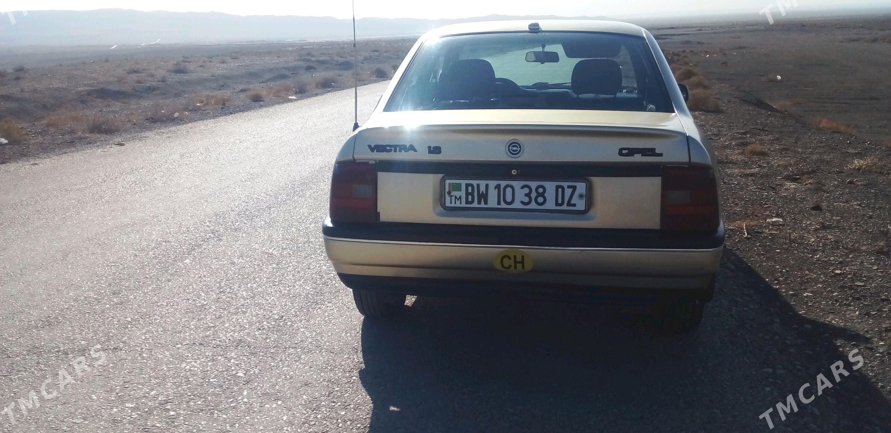 Opel Vectra 1992 - 32 000 TMT - Гурбансолтан Едже - img 2