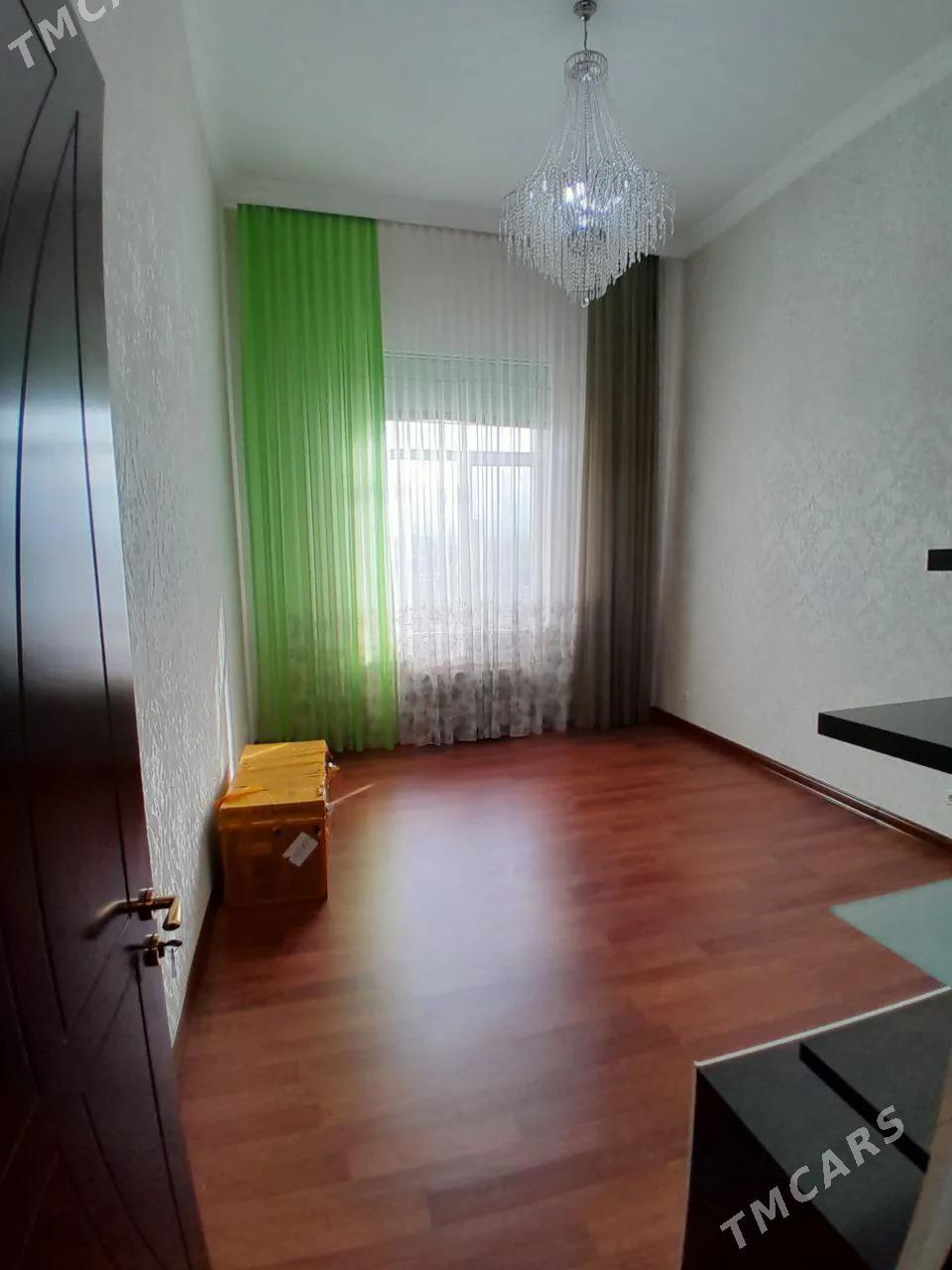 4 ком Элитка Ата Турка 186 кв - Улица Ататурка - img 3