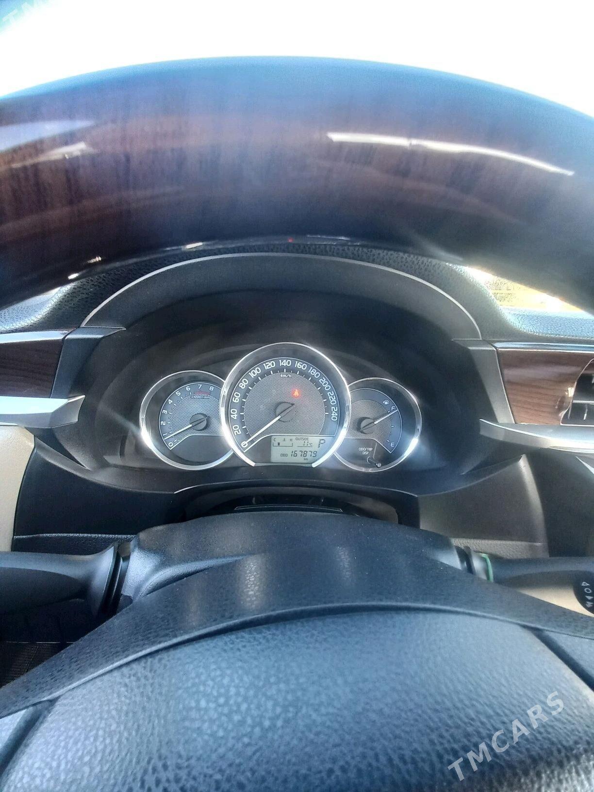 Toyota Corolla 2015 - 230 000 TMT - Aşgabat - img 6