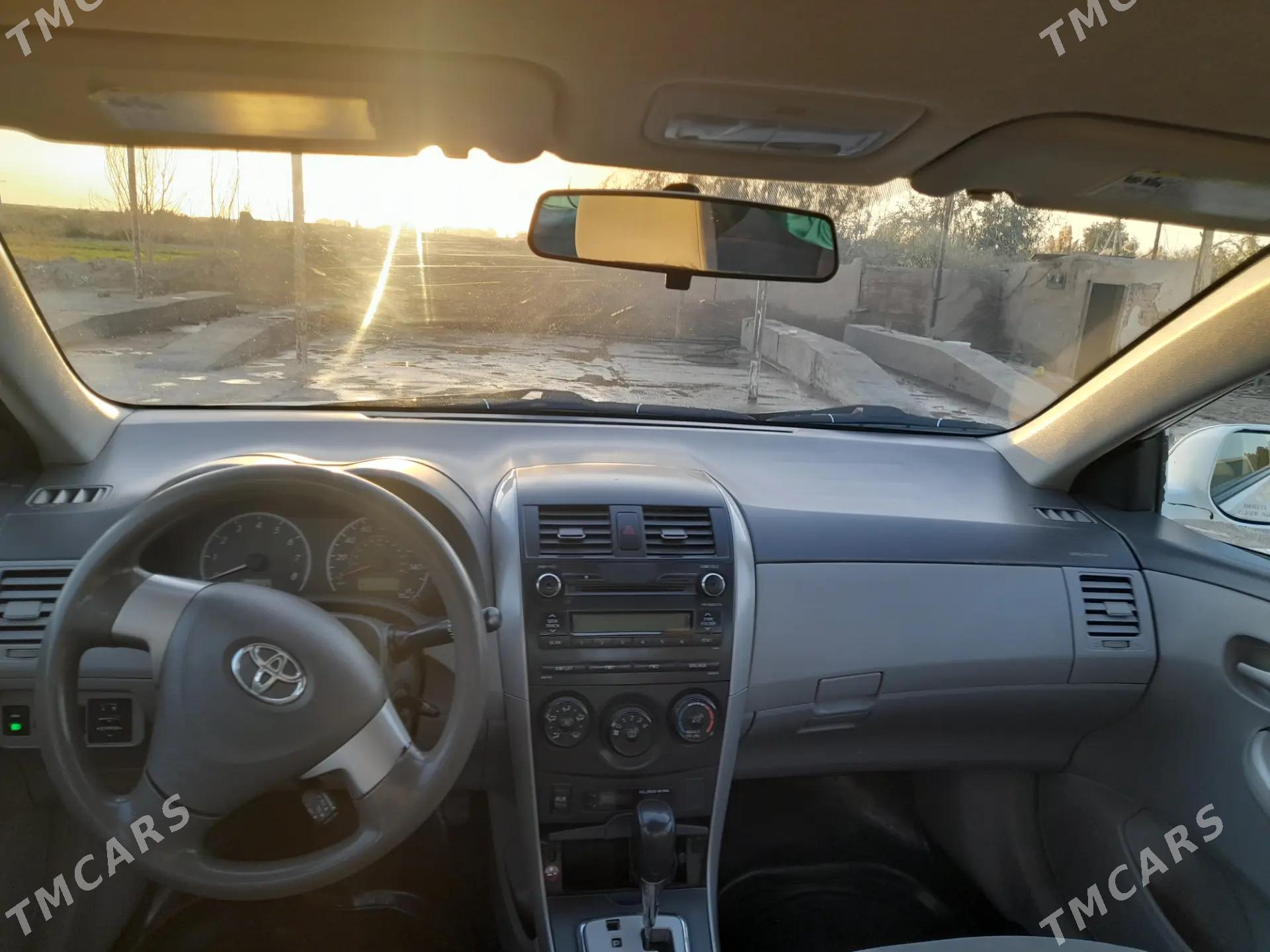 Toyota Corolla 2010 - 145 000 TMT - Бабадайхан - img 10