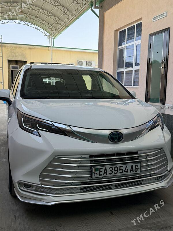 Toyota Sienna 2022 - 455 000 TMT - Aşgabat - img 7