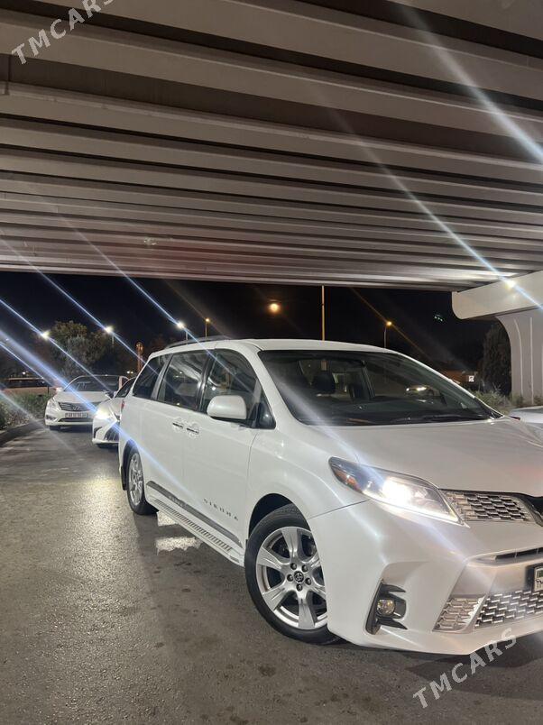 Toyota Sienna 2019 - 475 000 TMT - Бузмеин ГРЭС - img 1