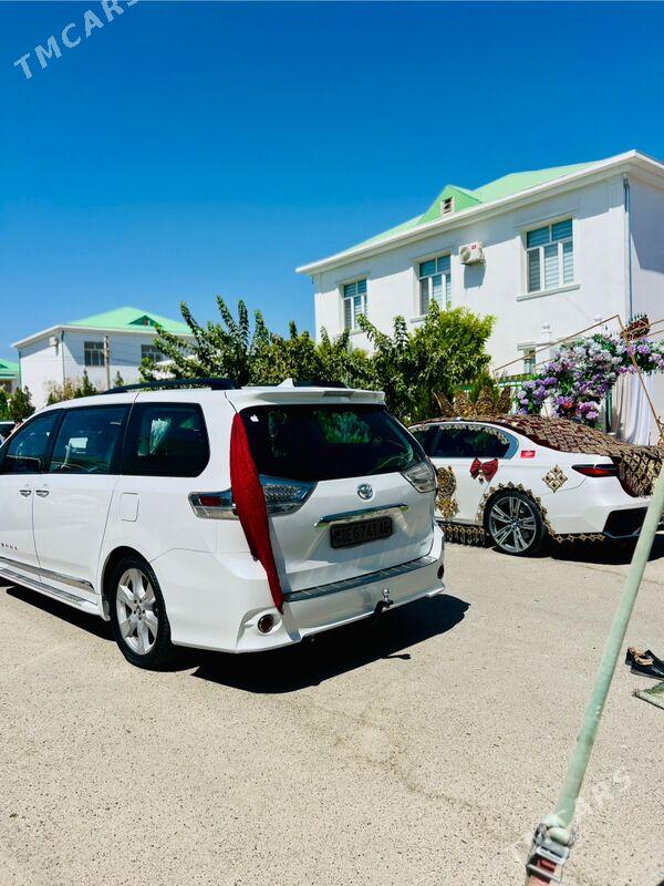 Toyota Sienna 2019 - 475 000 TMT - Бузмеин ГРЭС - img 10