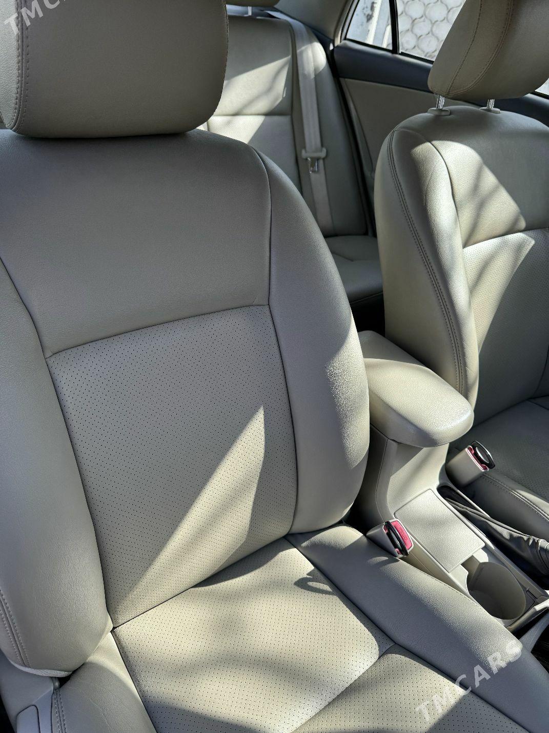 Toyota Corolla 2010 - 190 000 TMT - Türkmenabat - img 7