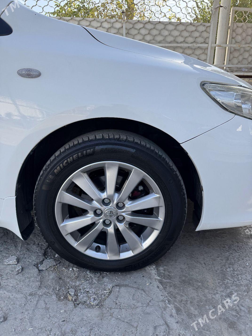 Toyota Corolla 2010 - 190 000 TMT - Türkmenabat - img 6