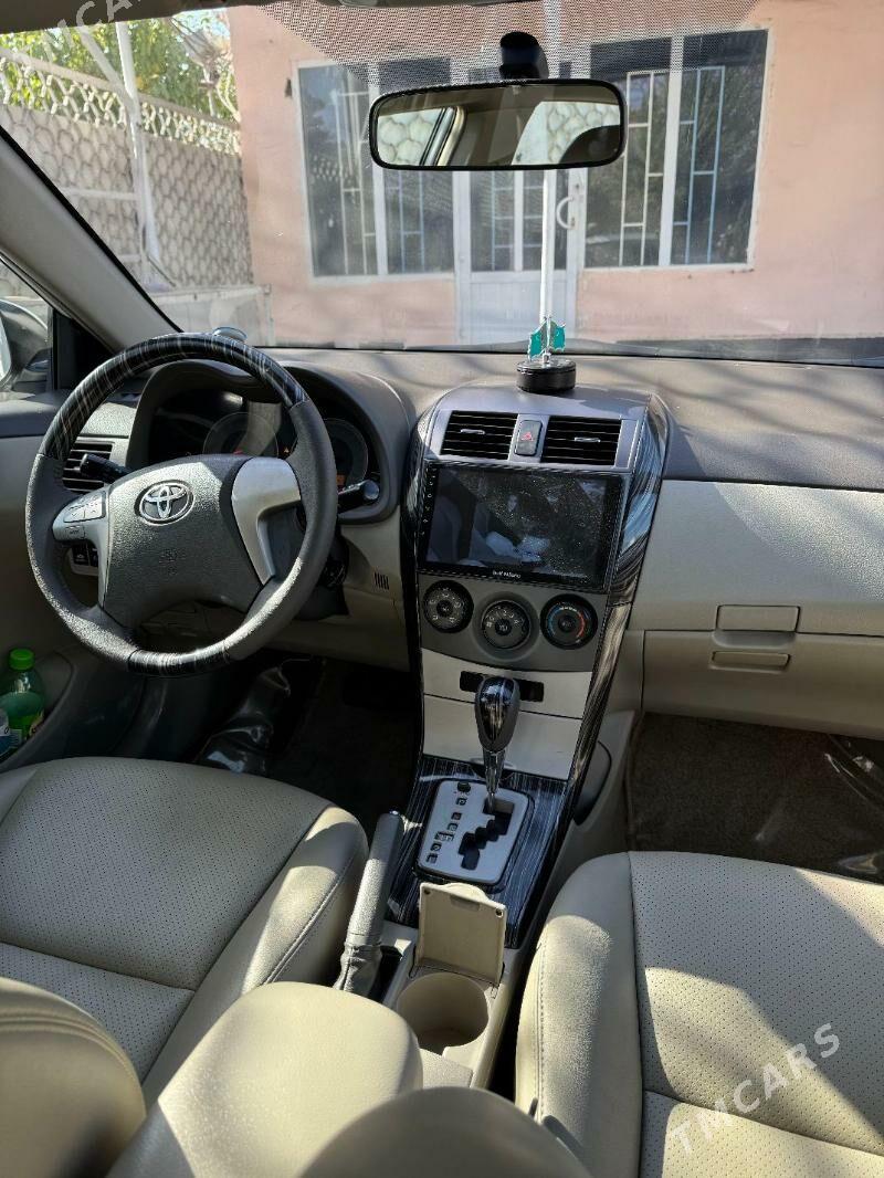 Toyota Corolla 2010 - 190 000 TMT - Türkmenabat - img 4