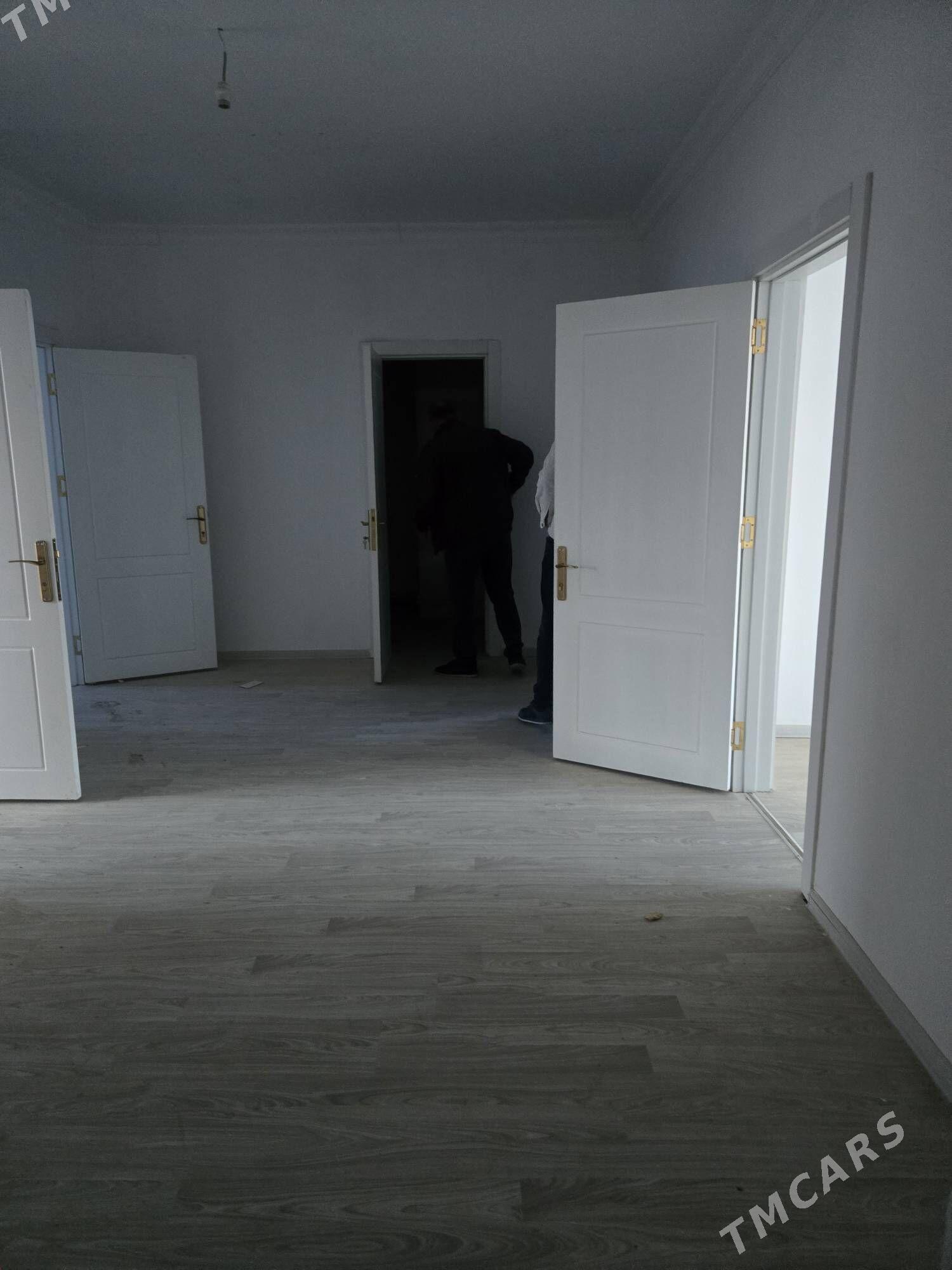 40 дом 3 комнатлы квартира - Туркменабат - img 9