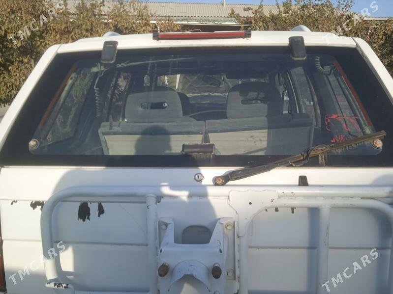 Nissan Pathfinder 1990 - 35 000 TMT - Мары - img 2