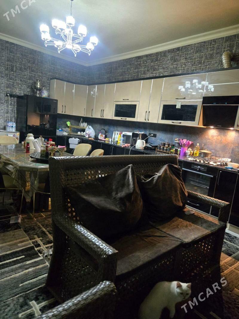 котеж зергер прямо у дороги - Туркменабат - img 1