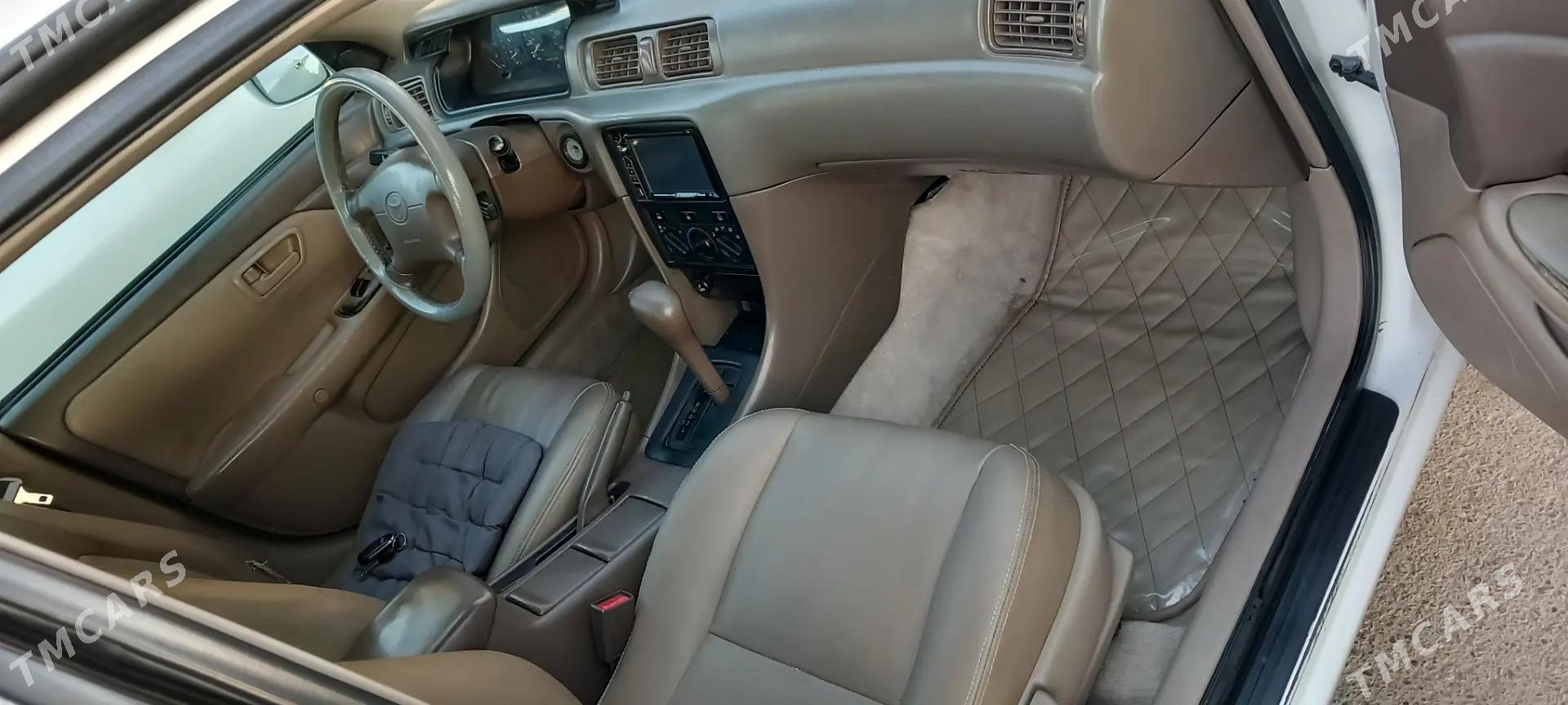 Toyota Camry 2001 - 149 000 TMT - Ашхабад - img 4