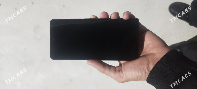 Redmi note 13 pro - Garadamak Şor - img 4